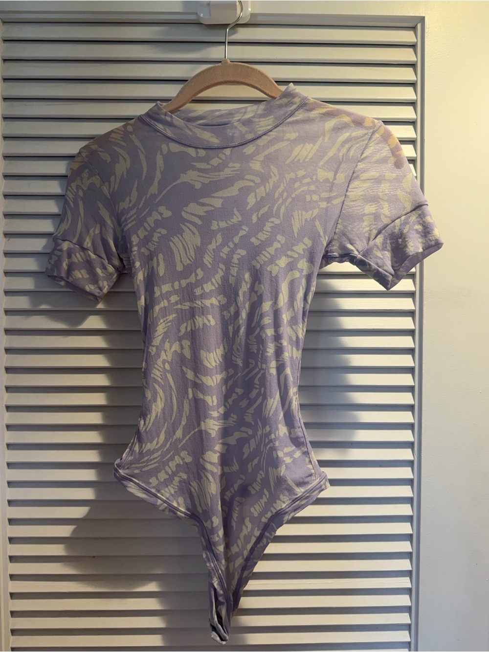 SKIMS Lavender and Cream Abstract Short-Sleeve Bodysuit